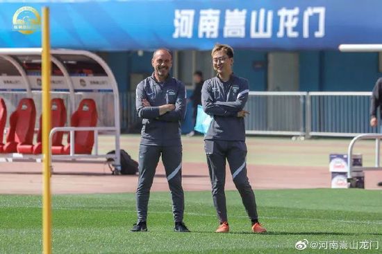 在线亚洲小视频